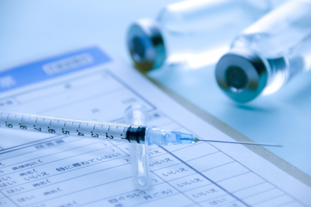 歯科の麻酔は何時間後に切れる？ご飯やお酒を解禁するタイミング