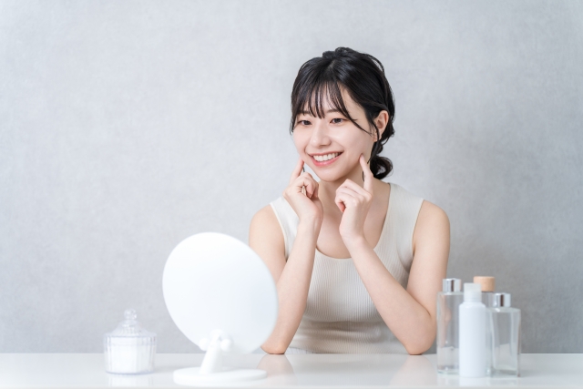 朝のむくみ対策に！歯磨き中の2分でできる【顔まわりケア】